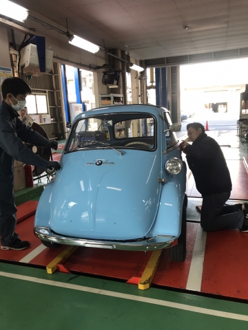 横浜営業所に来場の珍車(^-^)の画像